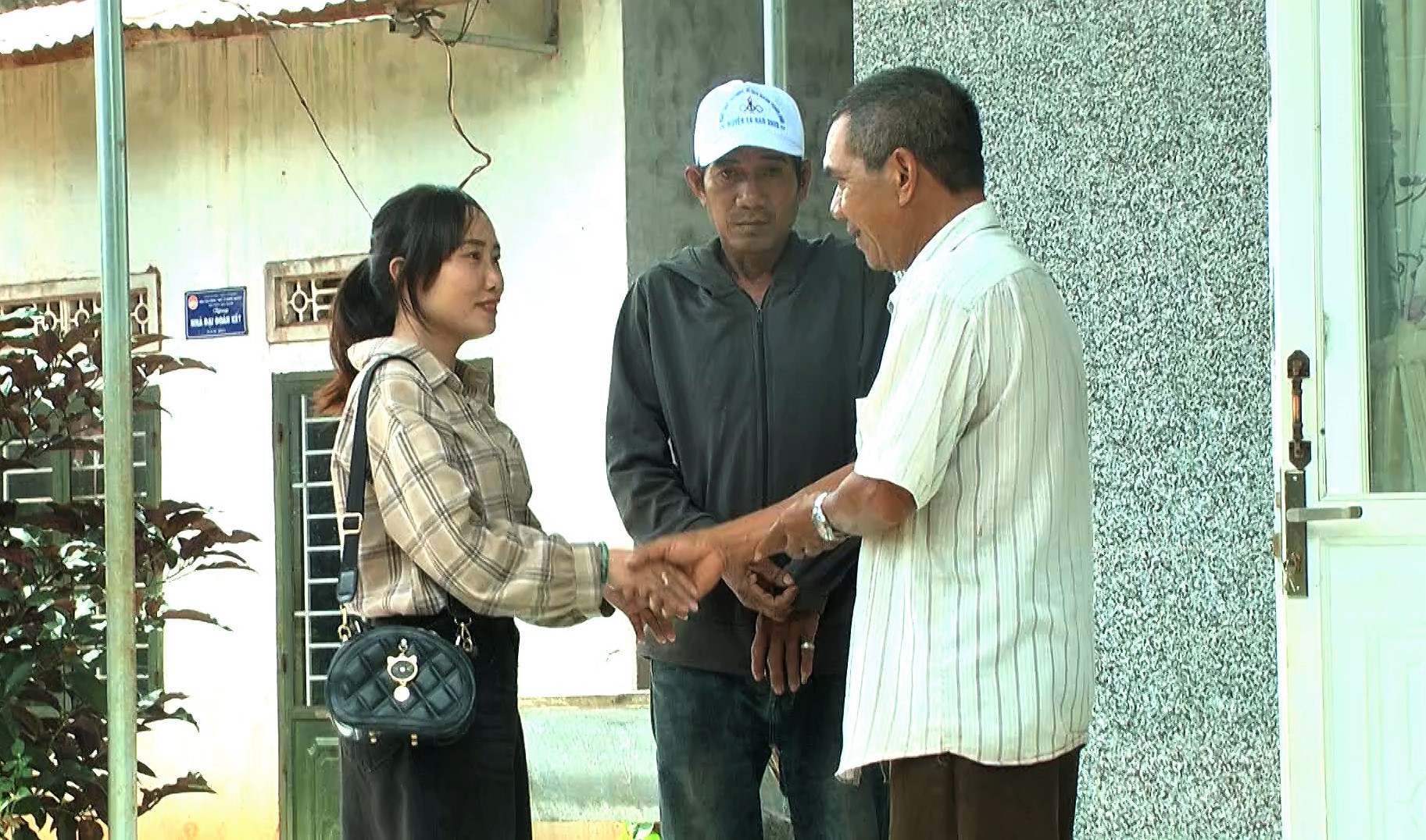 HANHBUI DRT5053.01_19_40_18.Still123